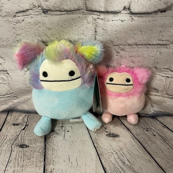 NWT Zozo (5 Inch) and NWOT Caparinne (3 Inch Clipmallow) Bigfoots Squishmallow - Picture 1 of 6
